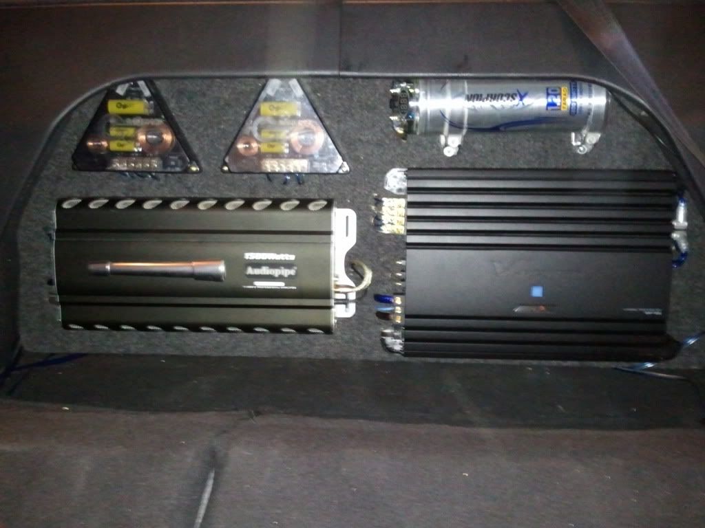 Car Audio Amp Rack